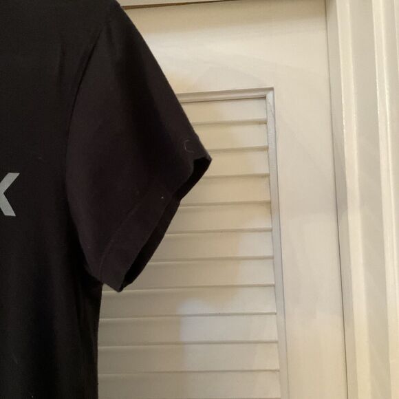 Equinox Shirt Women's Black Graphic Logo Crew Neck Short Sleeve Stretch, Size S - Picture 5 of 11